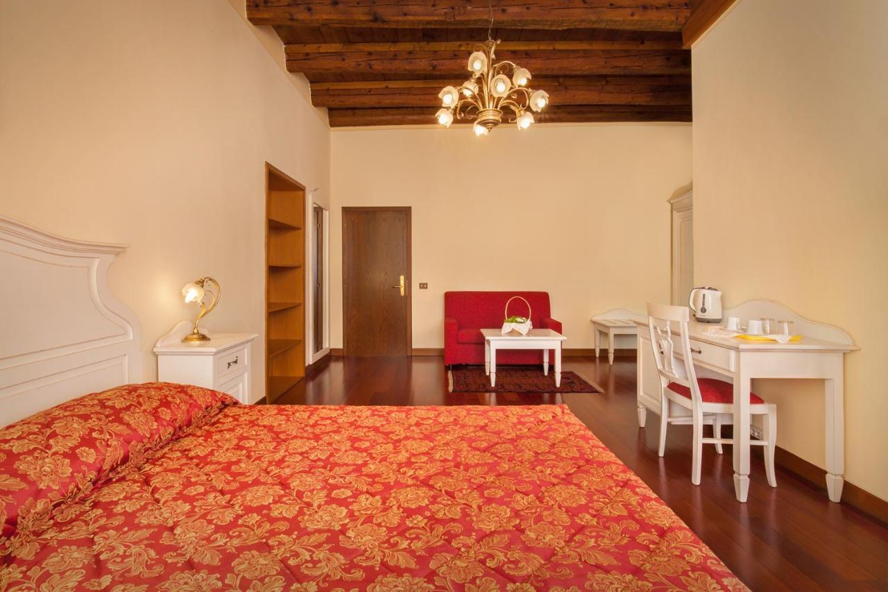 Villa Brignoli Rivalta di Brentino Екстер'єр фото