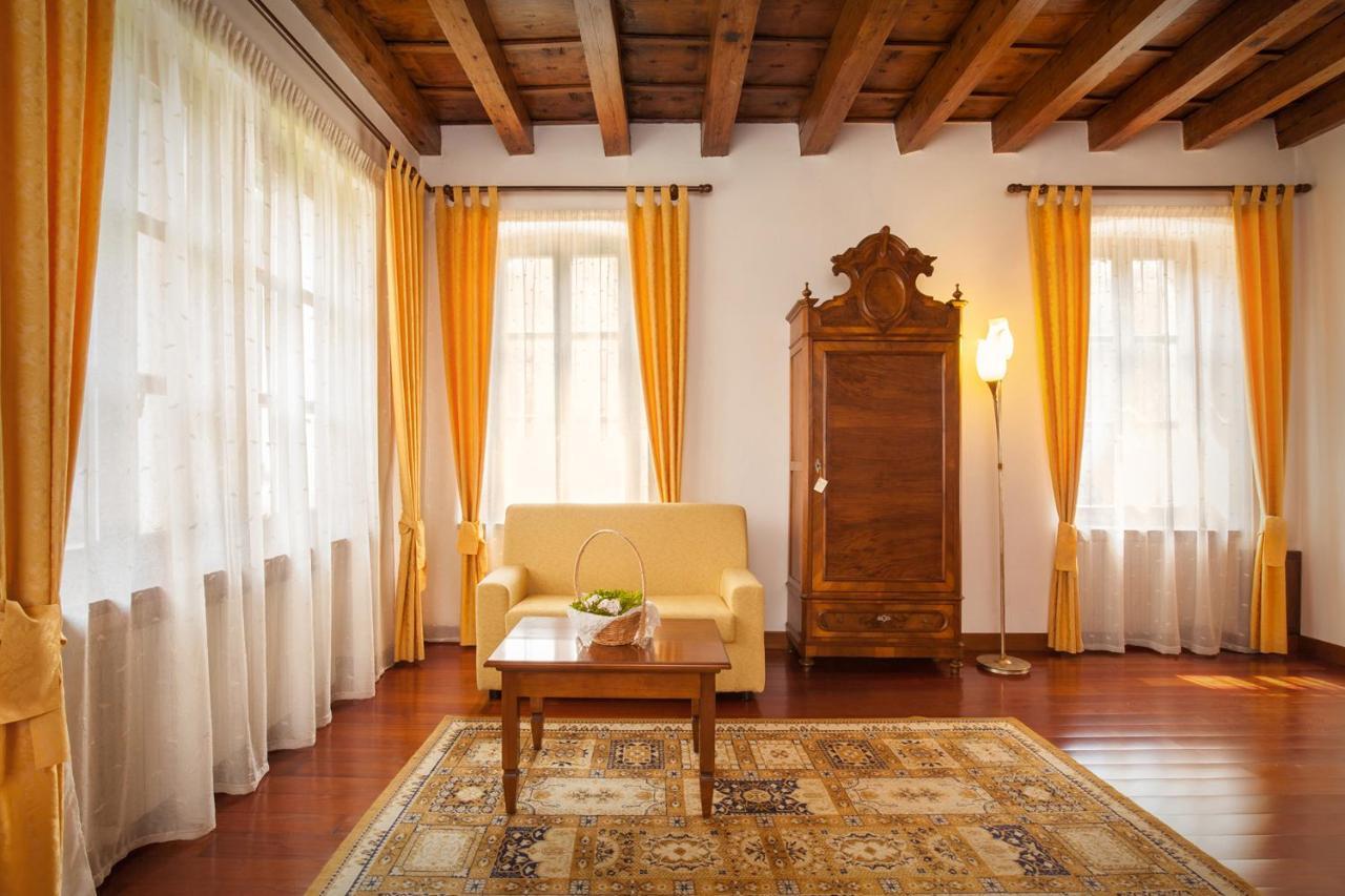 Villa Brignoli Rivalta di Brentino Екстер'єр фото